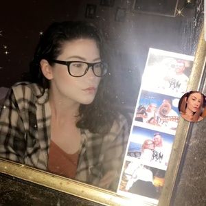 Meet your Posher, Mendi